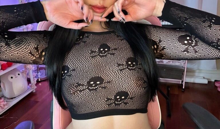 Xailor_moon | 304 Nudes | 70 Vids